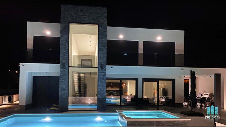 Villa V3